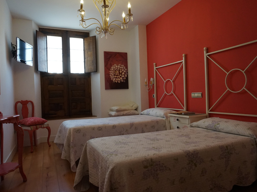 Hotel Arganzon PLAZA主图