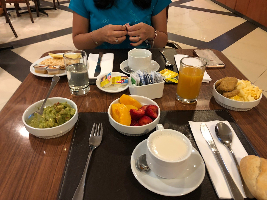 Hotel Diego de Almagro Lomas Verdes主图