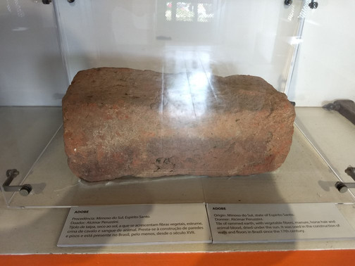 Museu Anhangüera e Casarão Monsenhor Paulo Florêncio da Silveira Camargo-桑塔纳德巴纳伊巴必去景点