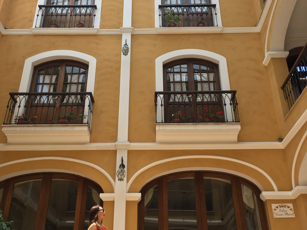 Parador Santa Maria La Real主图