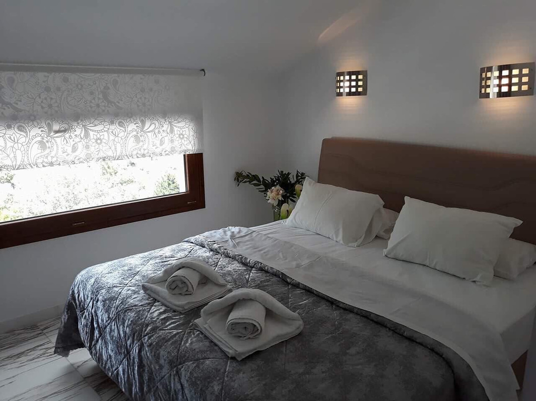 Kinira Beach Hotel主图