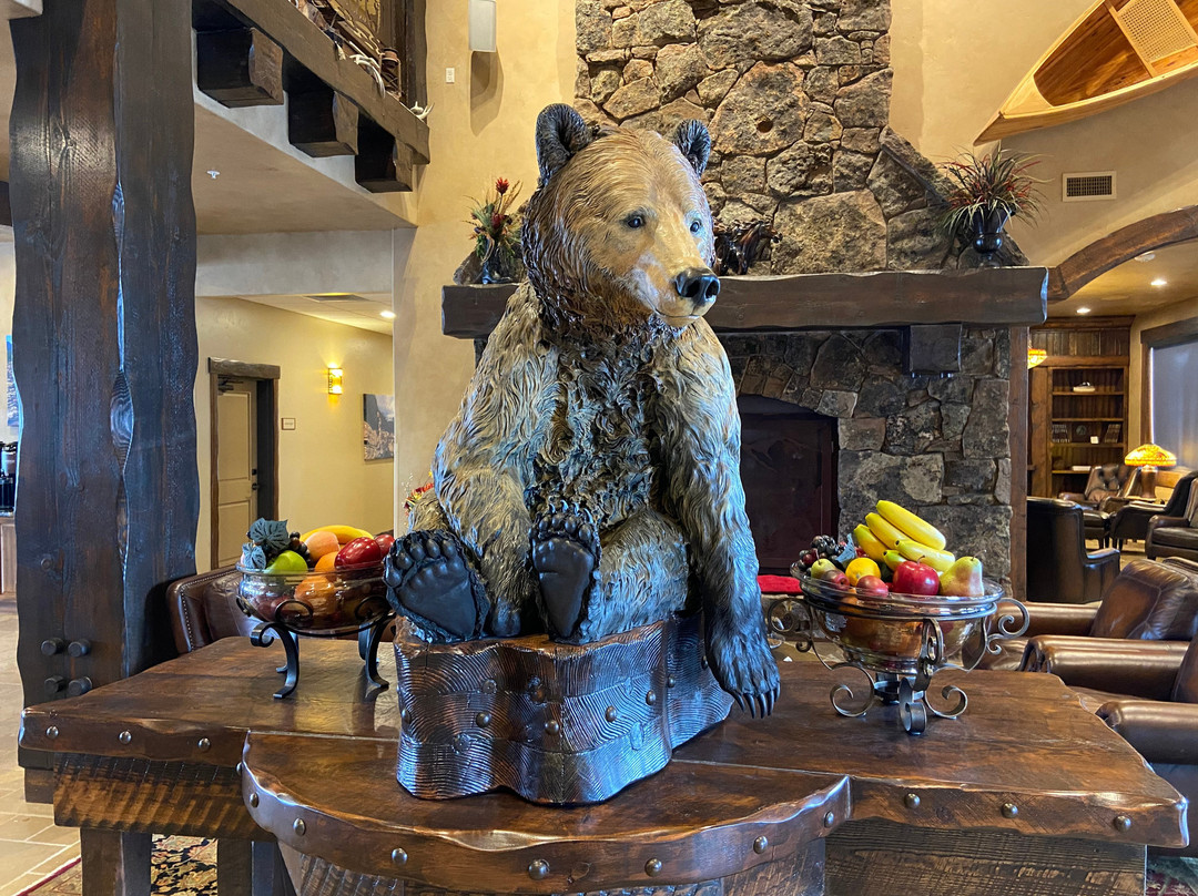 Glacier International Lodge主图