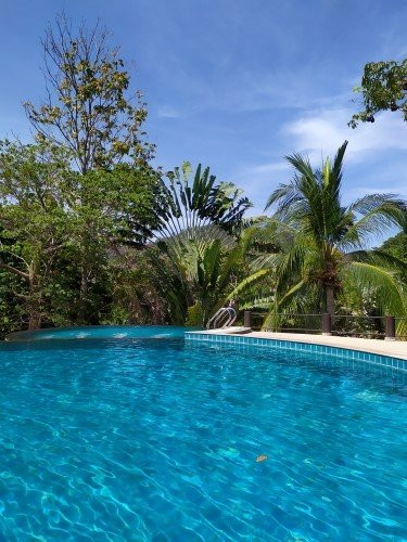 班拉雅度假村主图