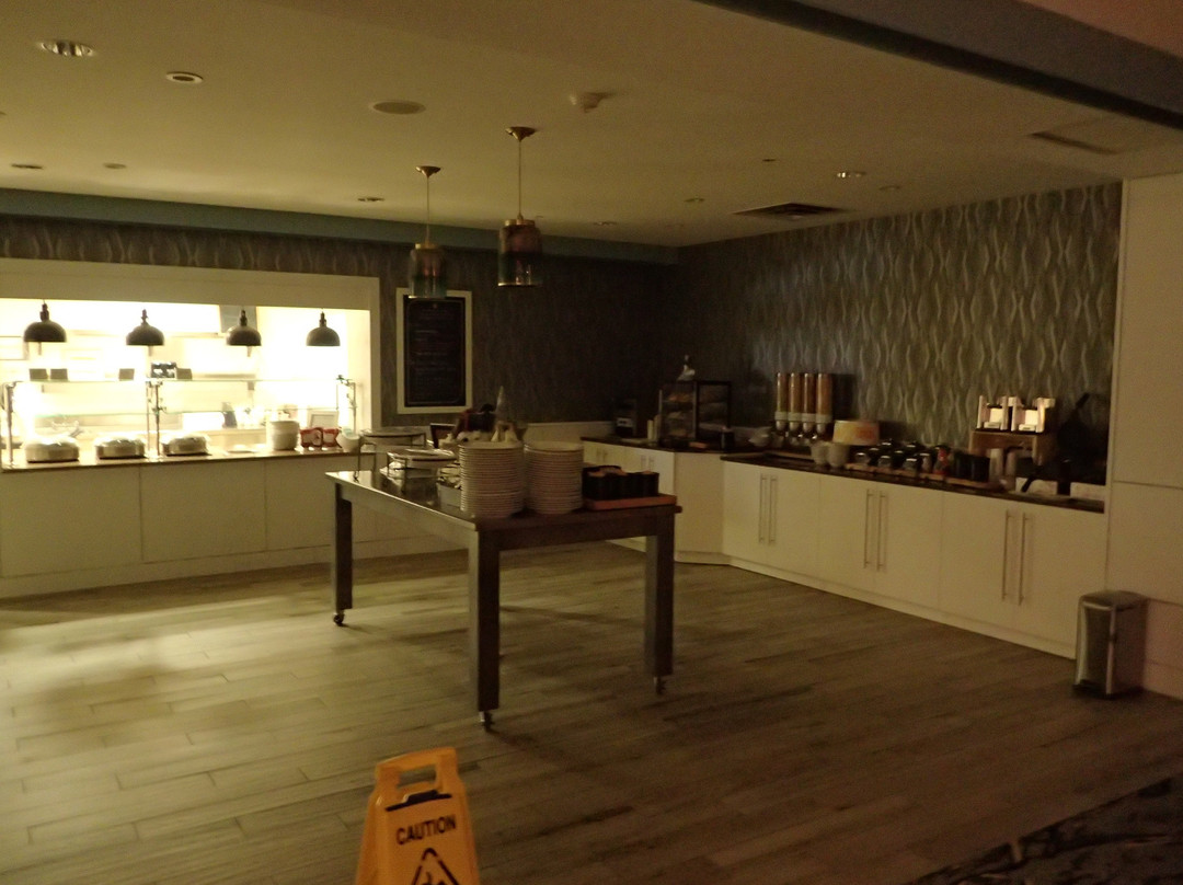 特洛伊希尔顿花园酒店主图