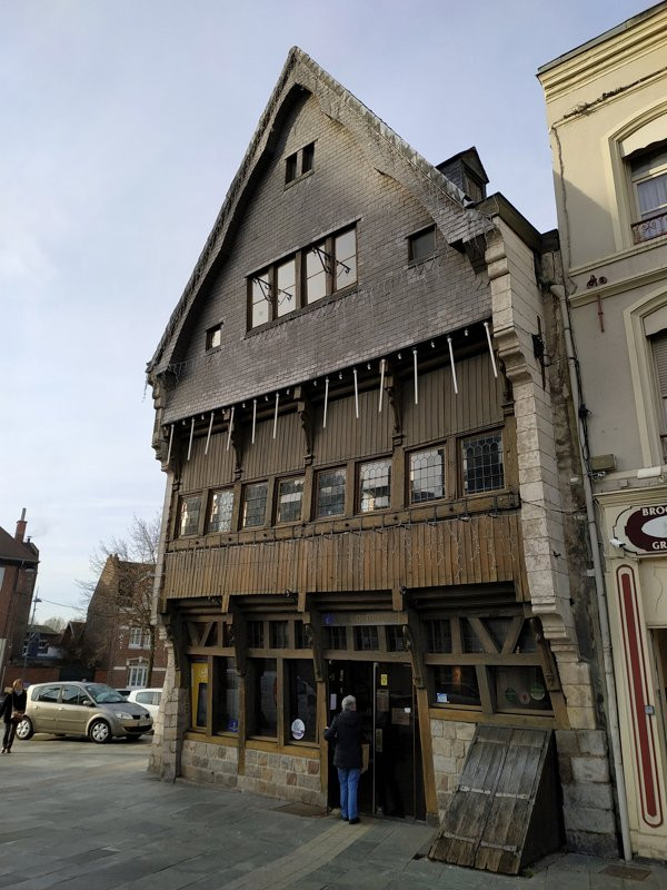 Office De Tourisme du Cambresis-康布雷必去景点
