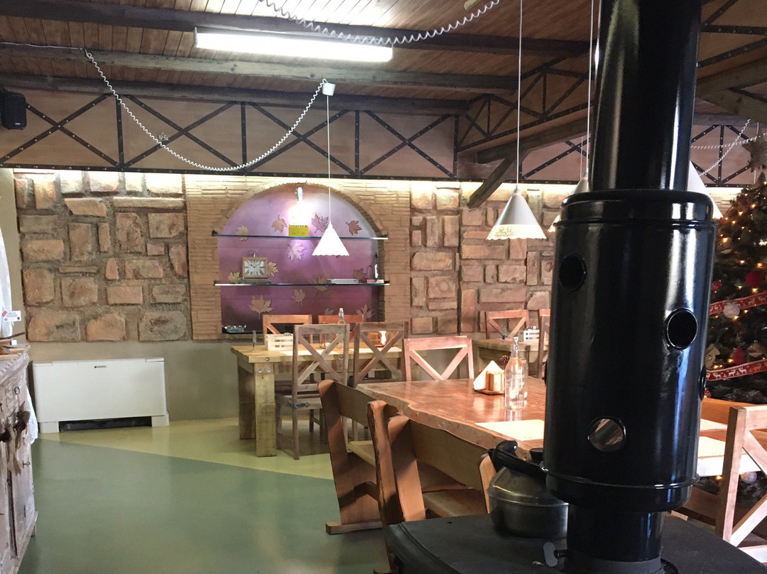 Melampous Hotel主图