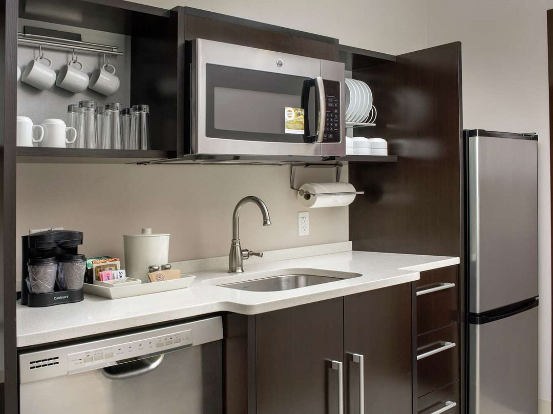 湖城红顶客栈主图