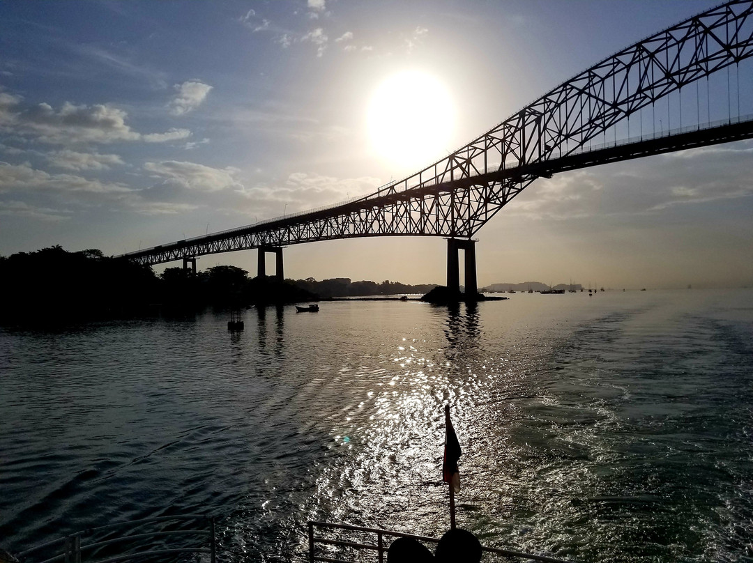 Panama Canal Partial Transit Tour景点图片