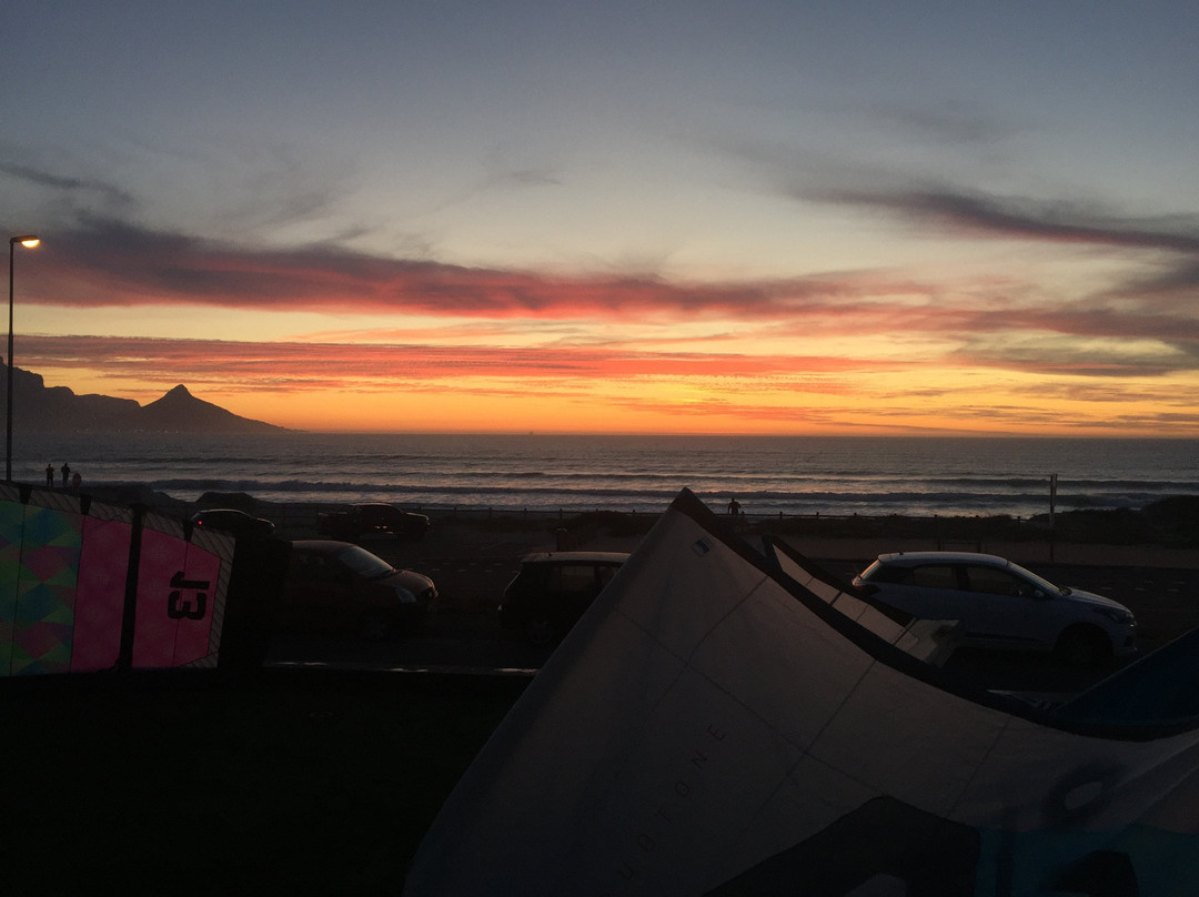 High Five-Bloubergstrand必去景点