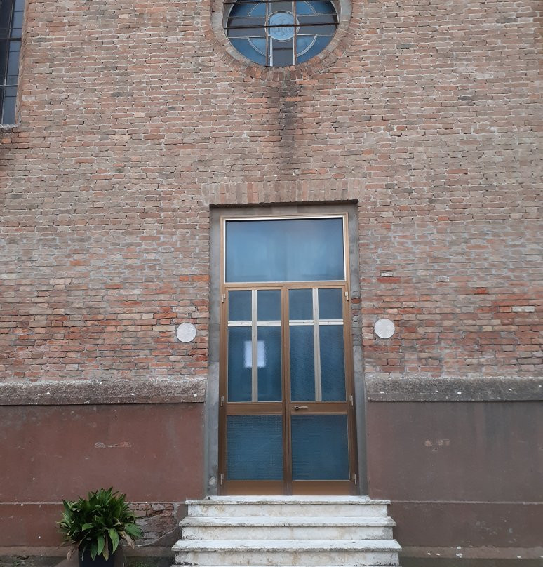 Chiesa SS Cuore di Gesu-Porto Tolle必去景点