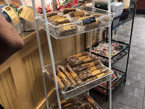 JW Renfroe Pecan Company-彭萨科拉必去景点