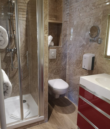 普罗旺斯酒店主图