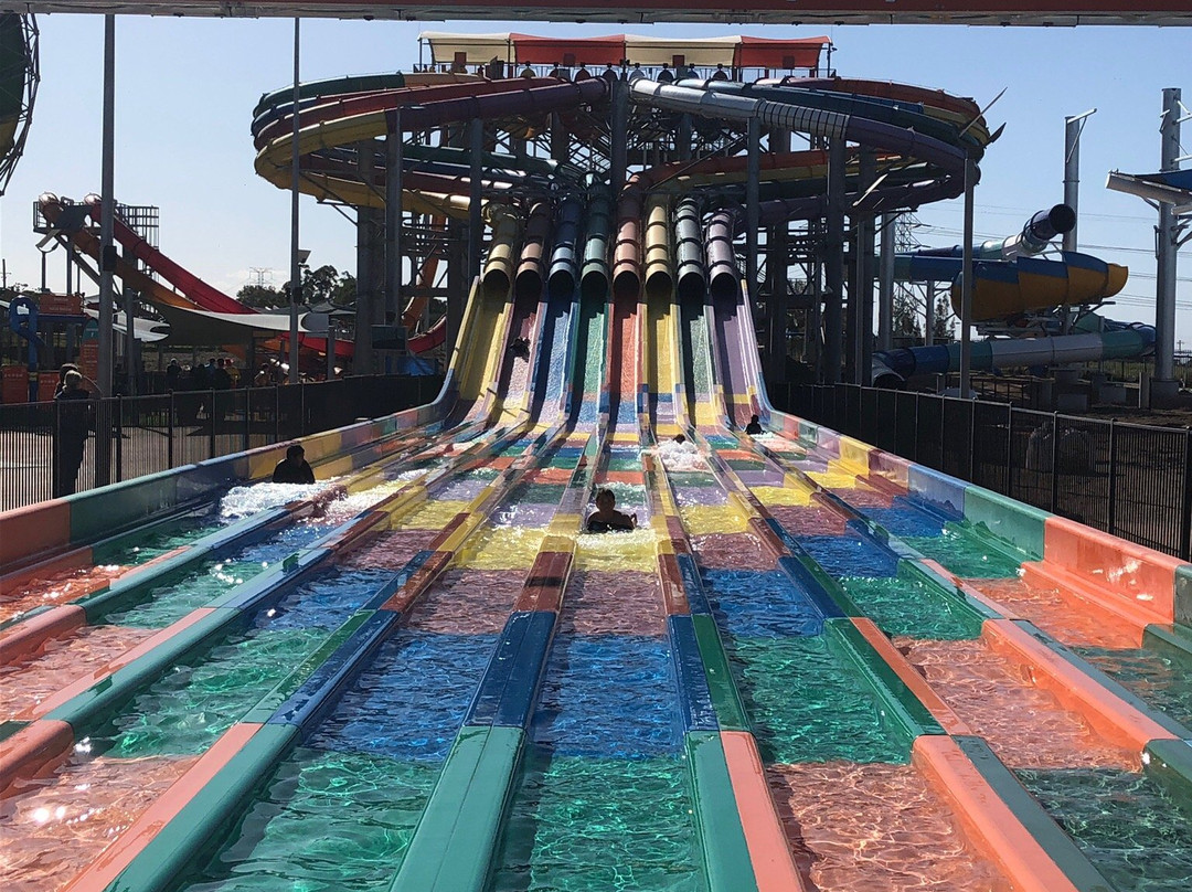 Raging Waters Sydney景点图片