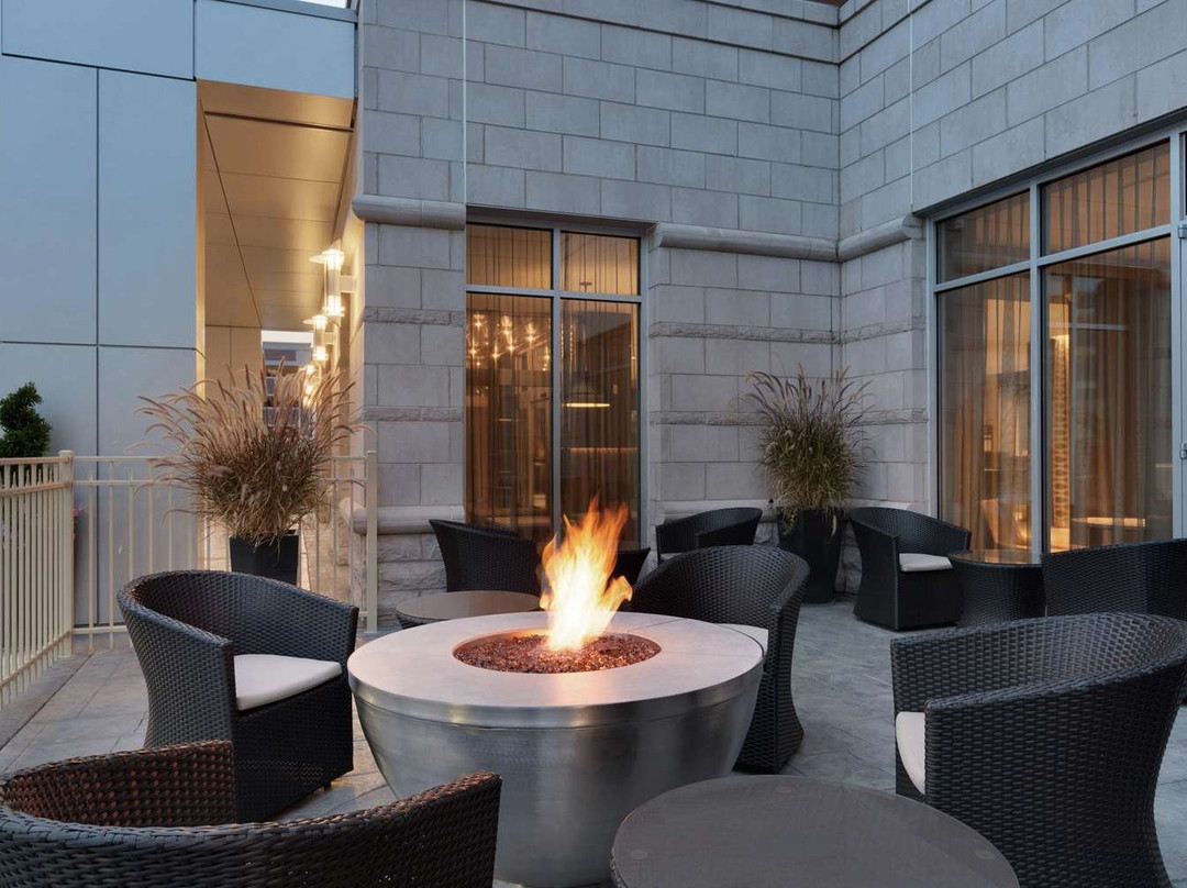 罗切斯特大学&医疗中心希尔顿花园酒店主图