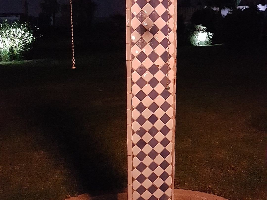 斯密尔温泉水疗码头酒店主图