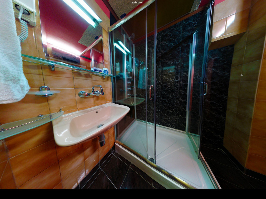 里米尼俱乐部酒店主图