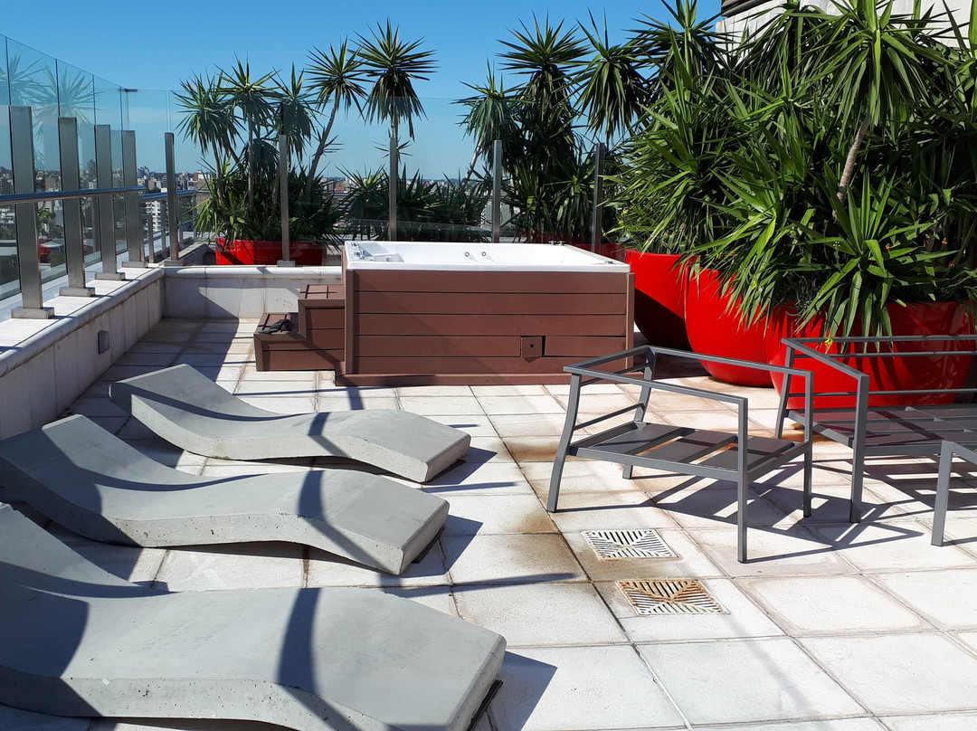 Dazzler by Wyndham Rosario主图