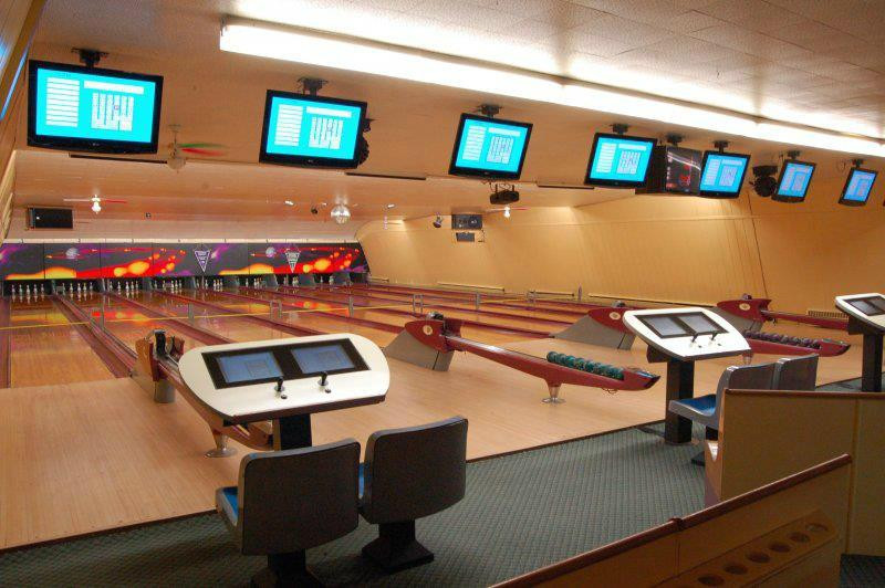 Georgian Lanes 5 Pin Bowling & Entertainment-帕里桑德必去景点