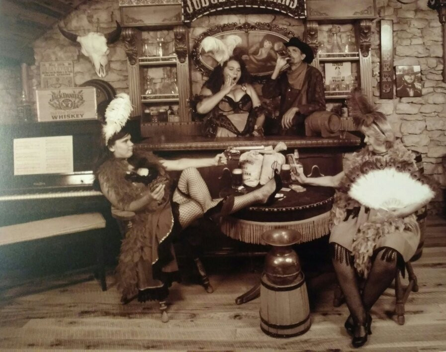 Judge Roy Bean's Old Time Photos景点图片