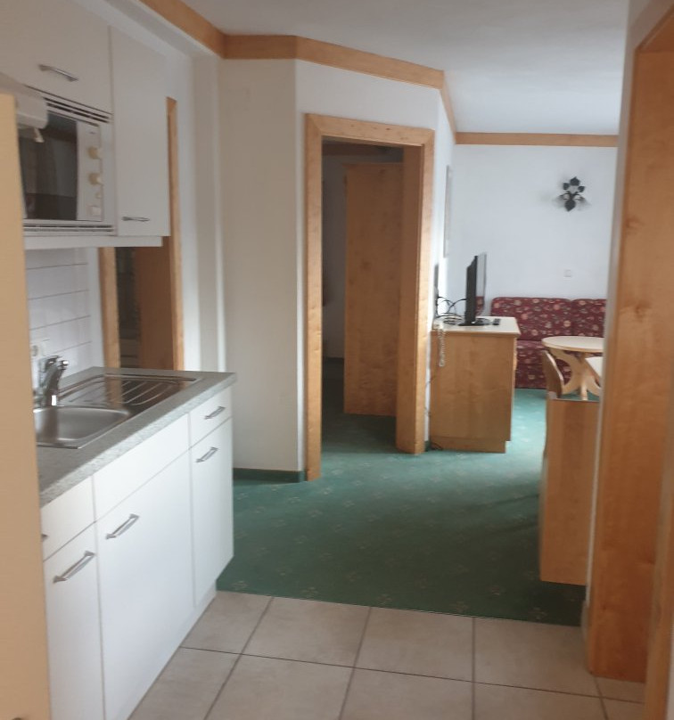 拉辰侯酒店主图