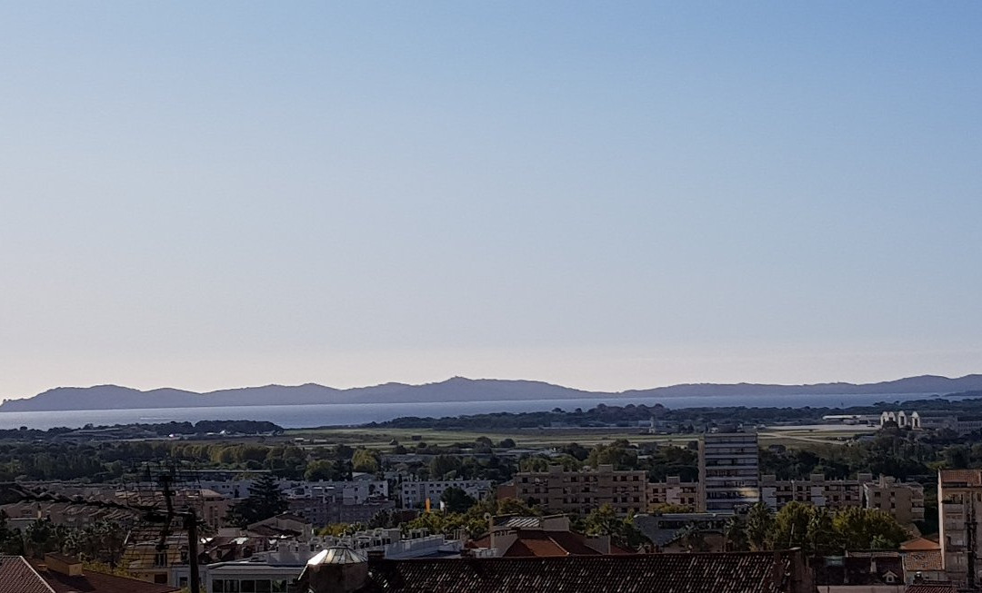 Tour des Templiers-耶尔必去景点