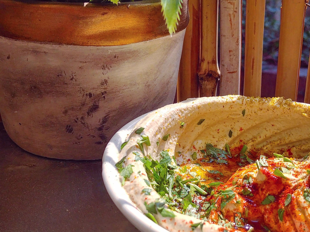 Hummus Shlomo and Doron