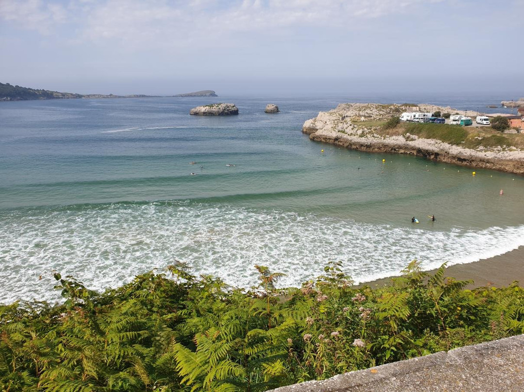 Playa Arenillas-Islares必去景点