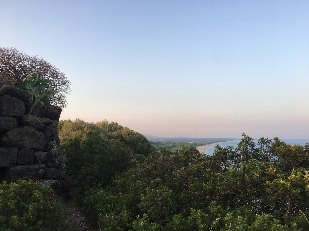 Nuraghe di Osalla-奥罗塞必去景点