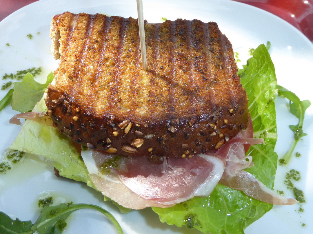 Hallstahammar餐馆和美食-Hallsta Sportbar