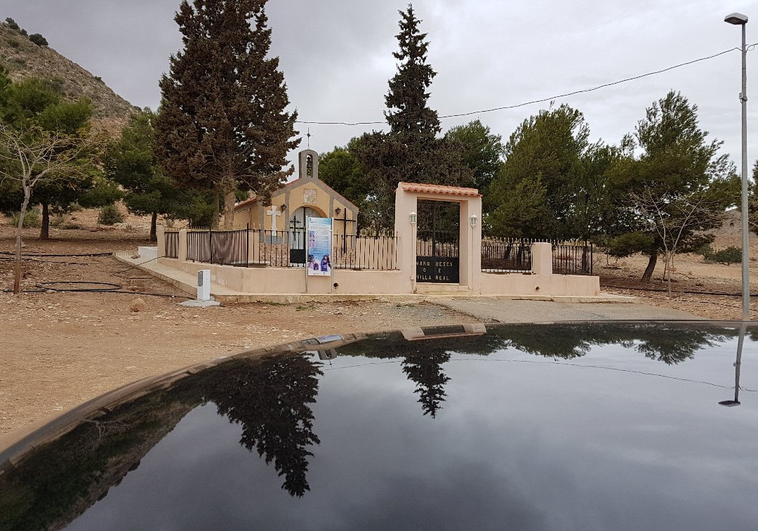 Ermita de La Cruz-Fuente Alamo必去景点