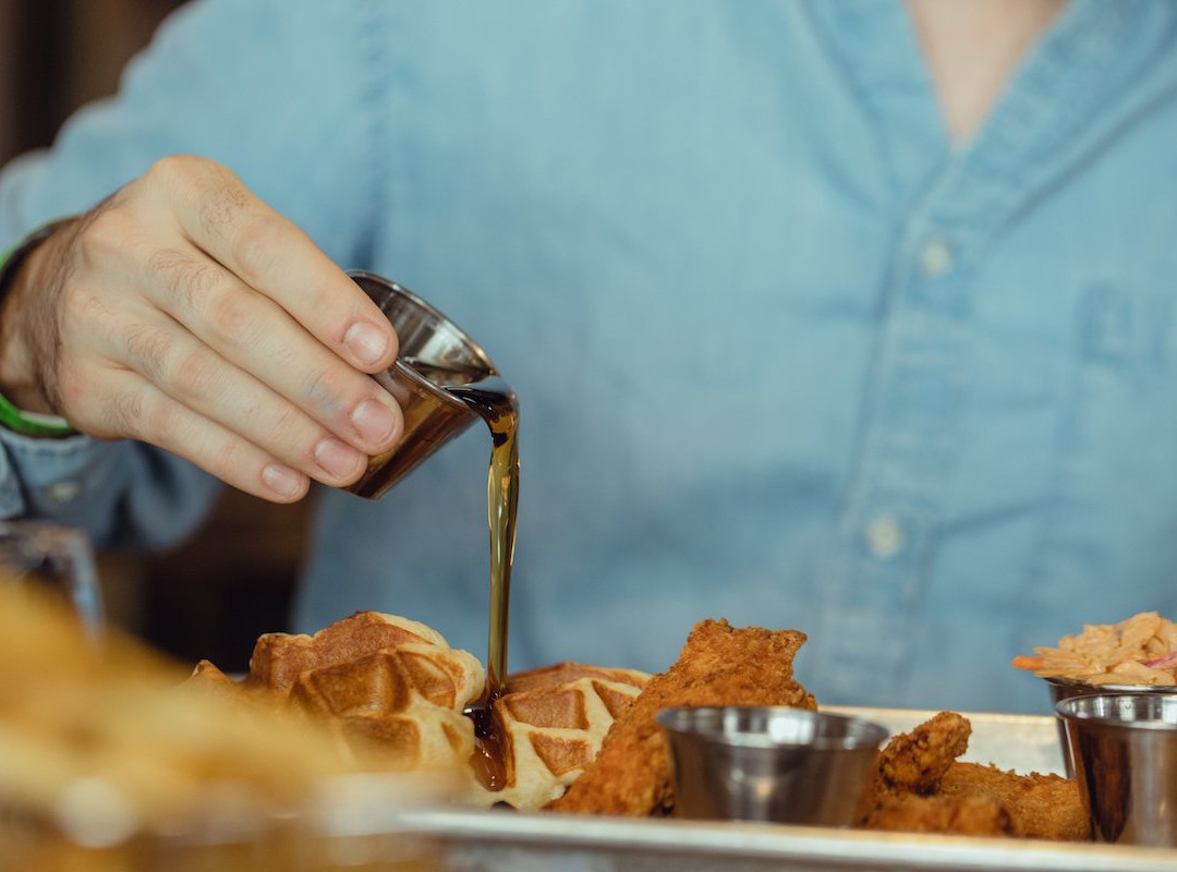 Blade & Timber Axe Throwing-利伍德必去景点