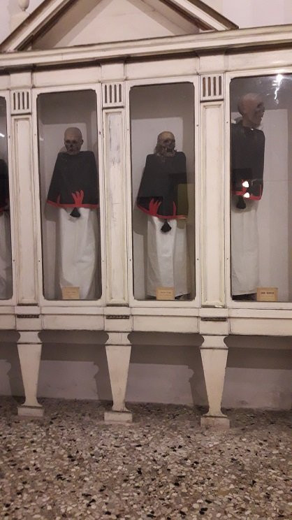 Chiesa di Santa Maria del Suffragio detta del Purgatorio-莫诺波利必去景点