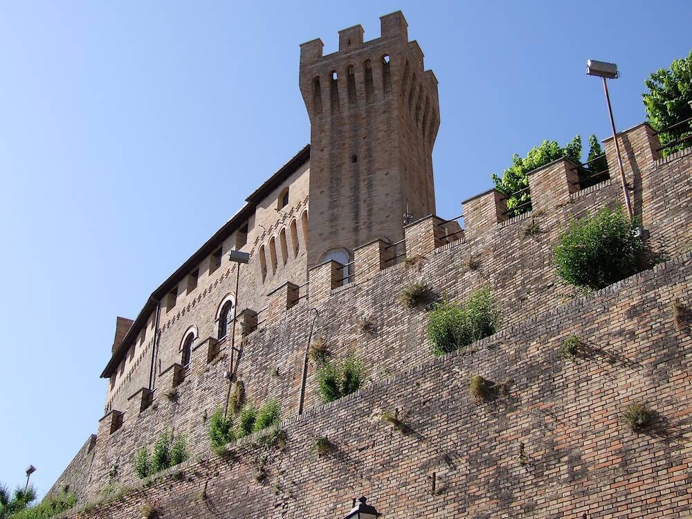Castello Pallotta景点图片