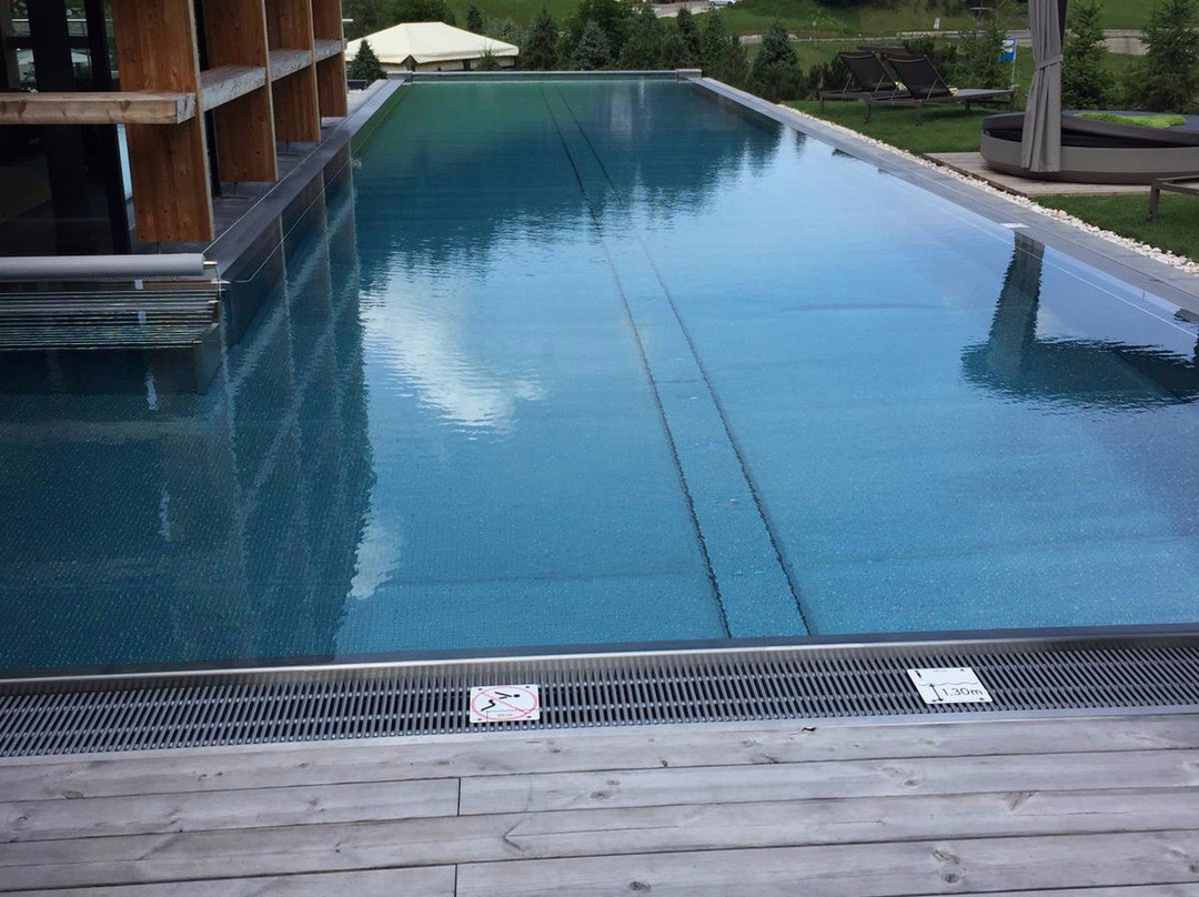 克丽斯塔罗酒店主图