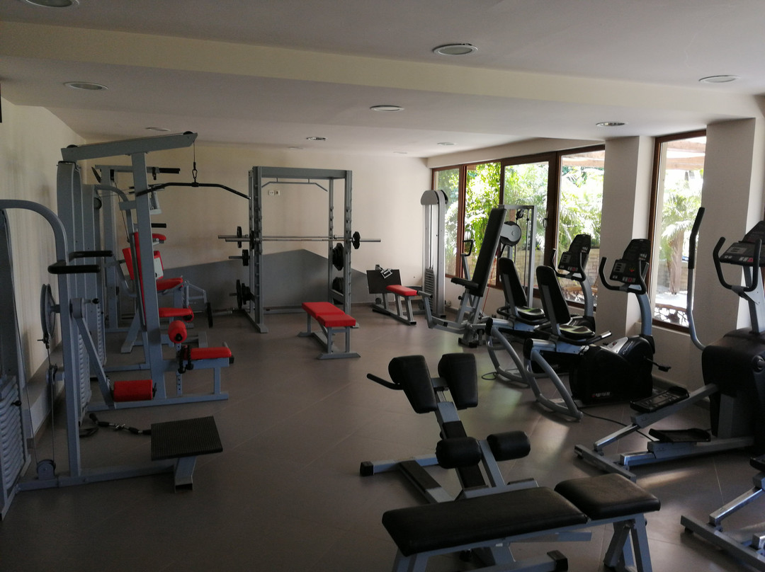 Sandy Beach Hotel & Family Suites主图