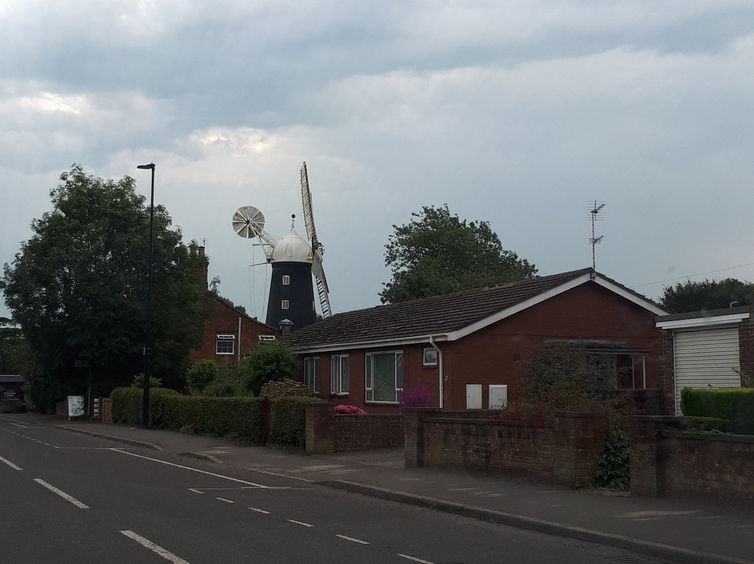 The Bell Hotel主图