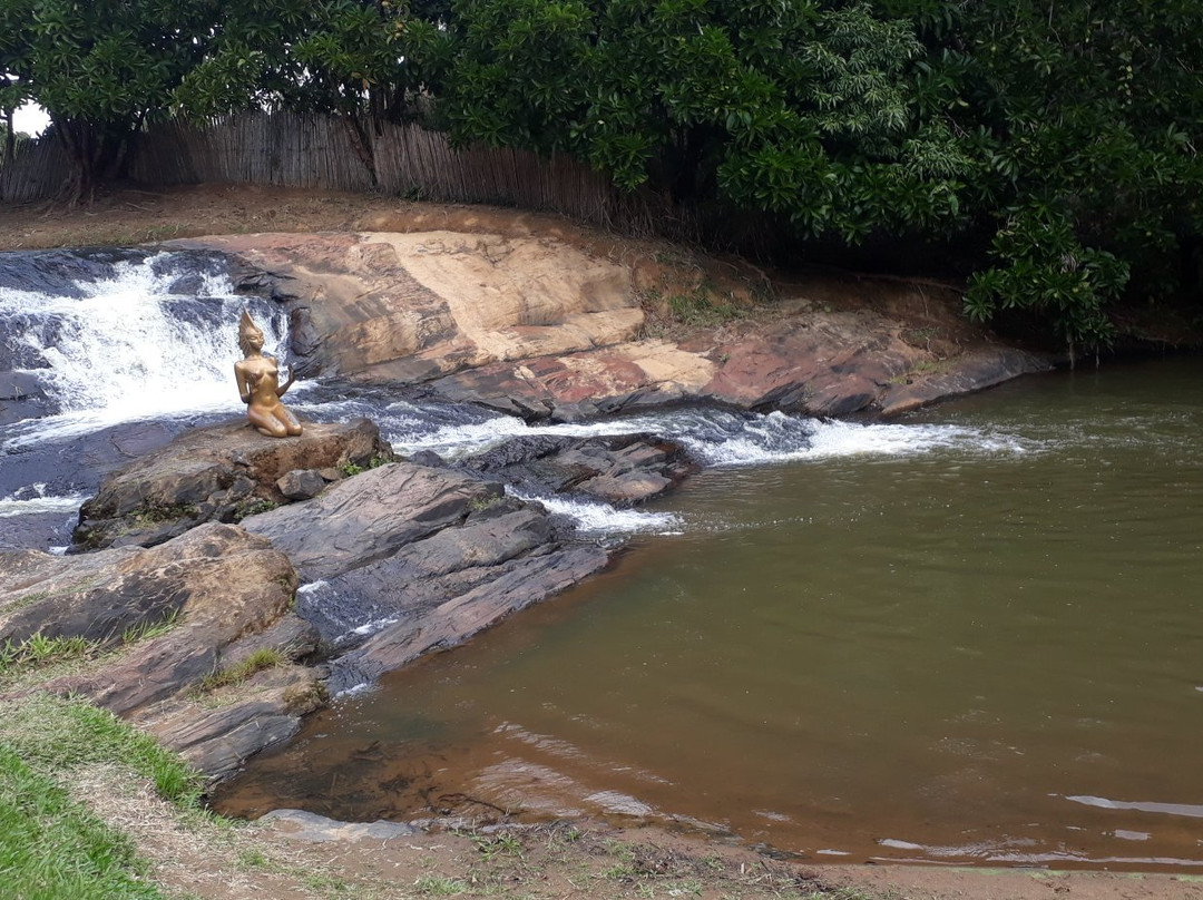 Cachoeira da India-Conservatoria必去景点