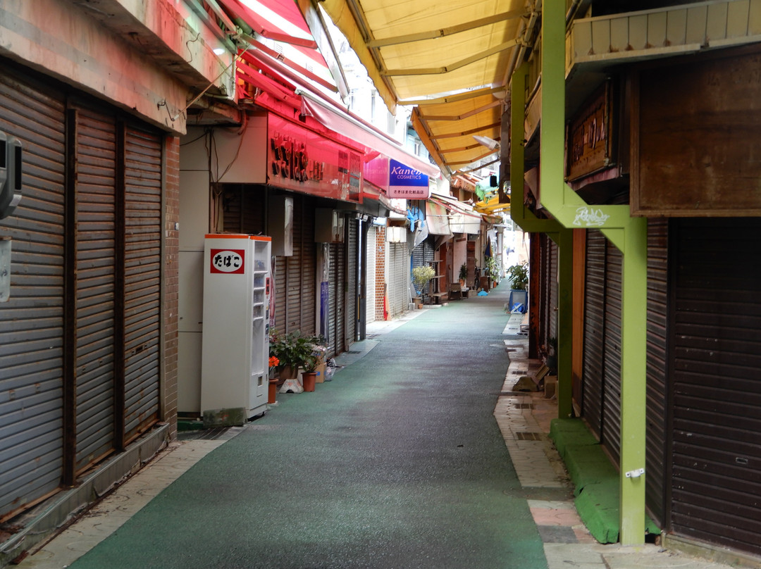 Goza Gintengai-冲绳市必去景点