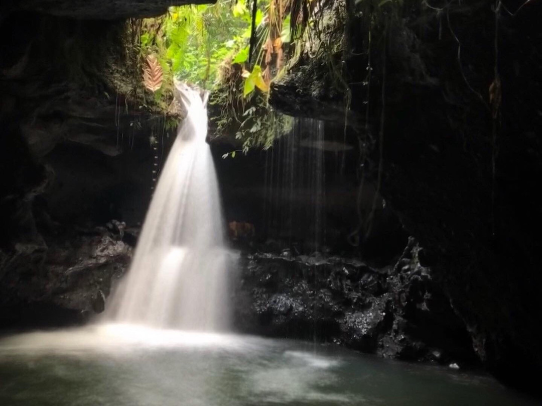 Tetebatu Waterfall景点图片
