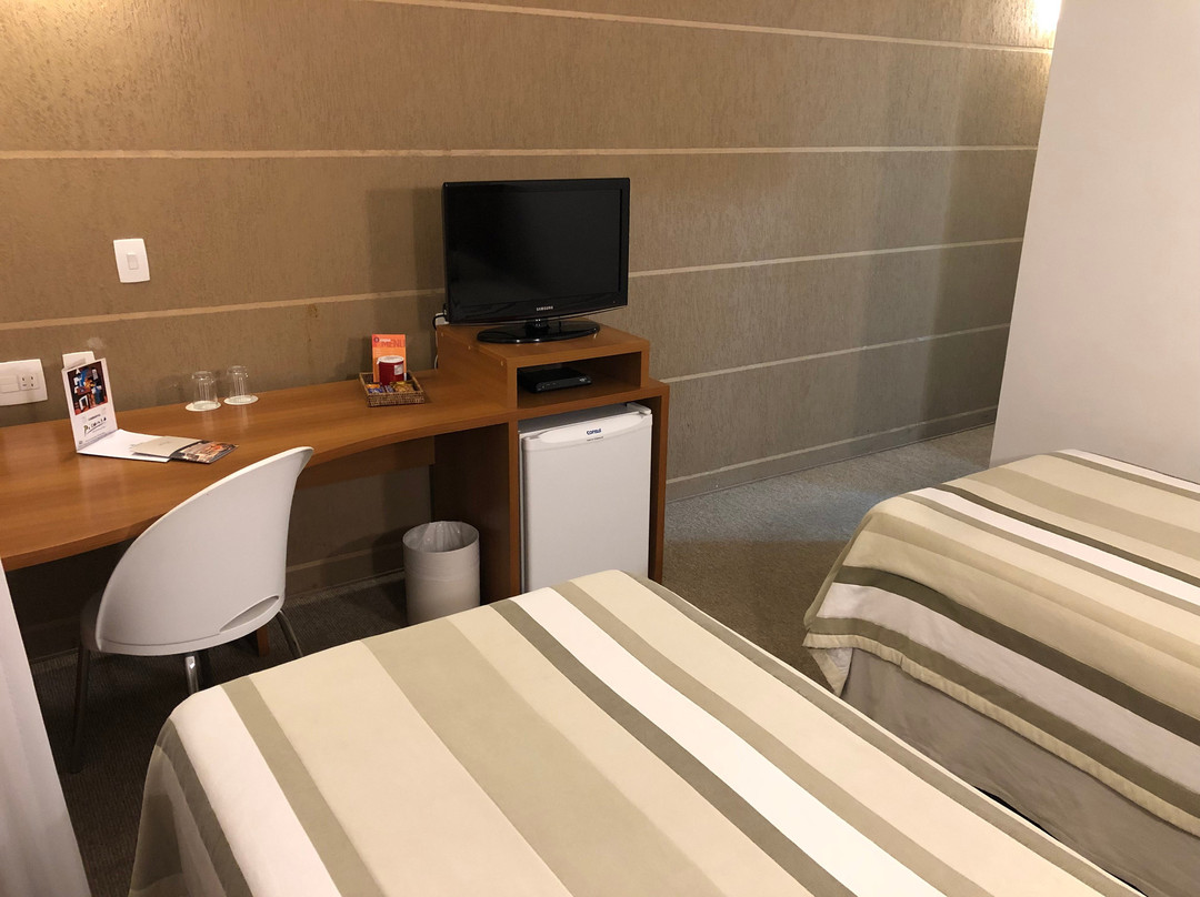 Central Park Hotel By Bourbon Cascavel主图