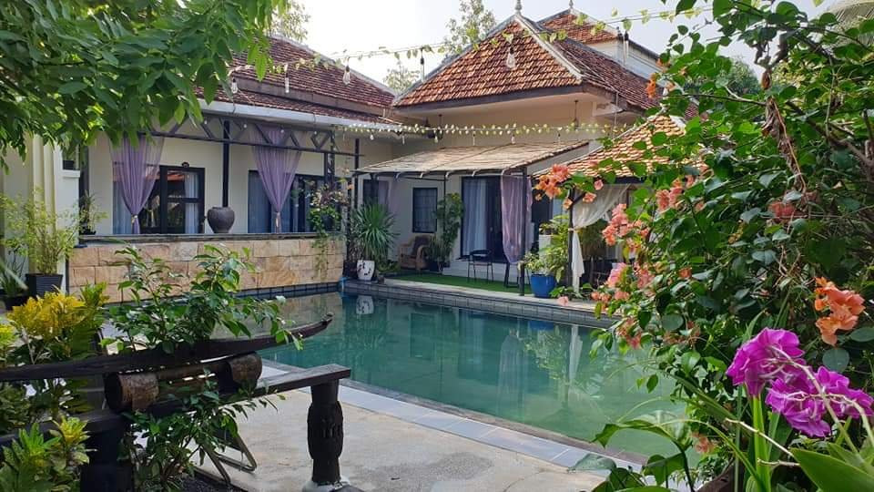 保护区别墅度假村酒店主图