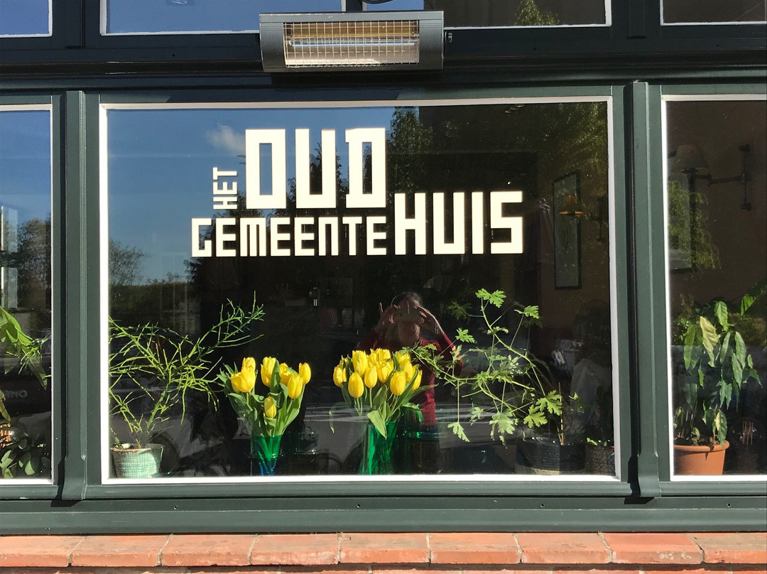 Het Oud Gemeentehuis主图