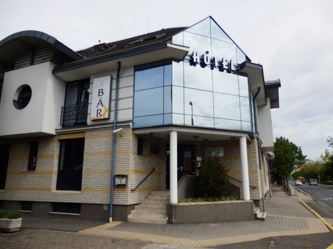 卡尔瓦里亚酒店主图