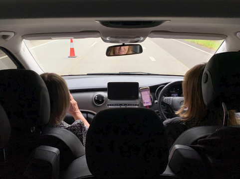 LUXE Limousines & Tours Sydney