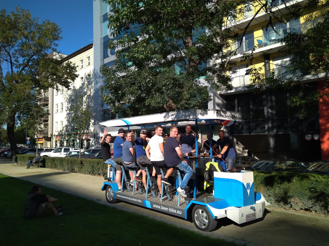 ExperienCZE: Beer Bike and Pub Crawl Tours-皮尔森必去景点
