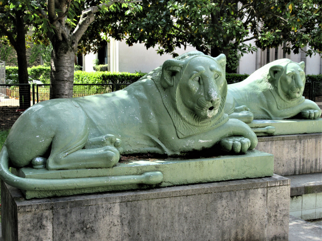 Fontaine aux lions景点图片