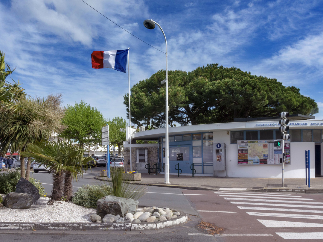 Royan Tourist Office景点图片