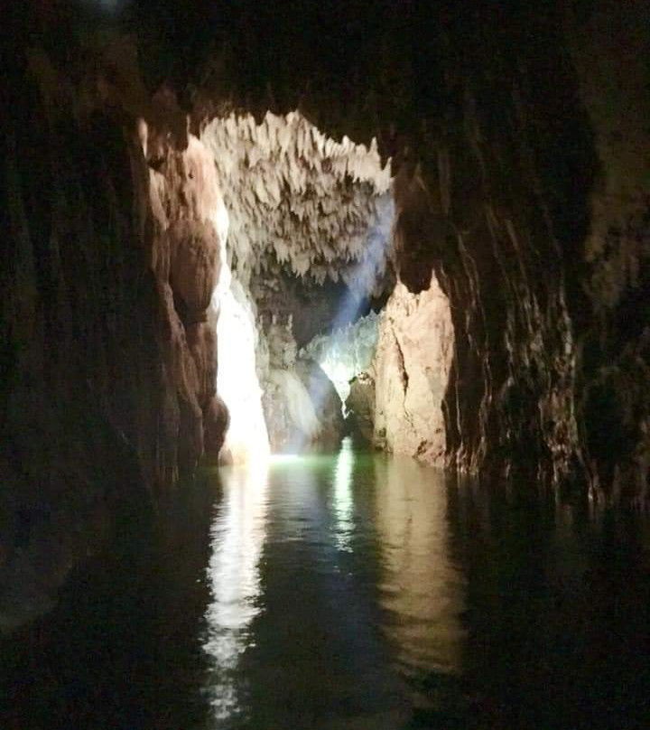 Lussok Crystal Cave景点图片