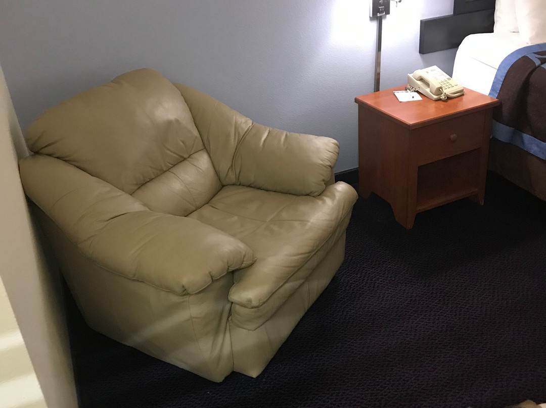 Super 8 by Wyndham Neillsville WI主图