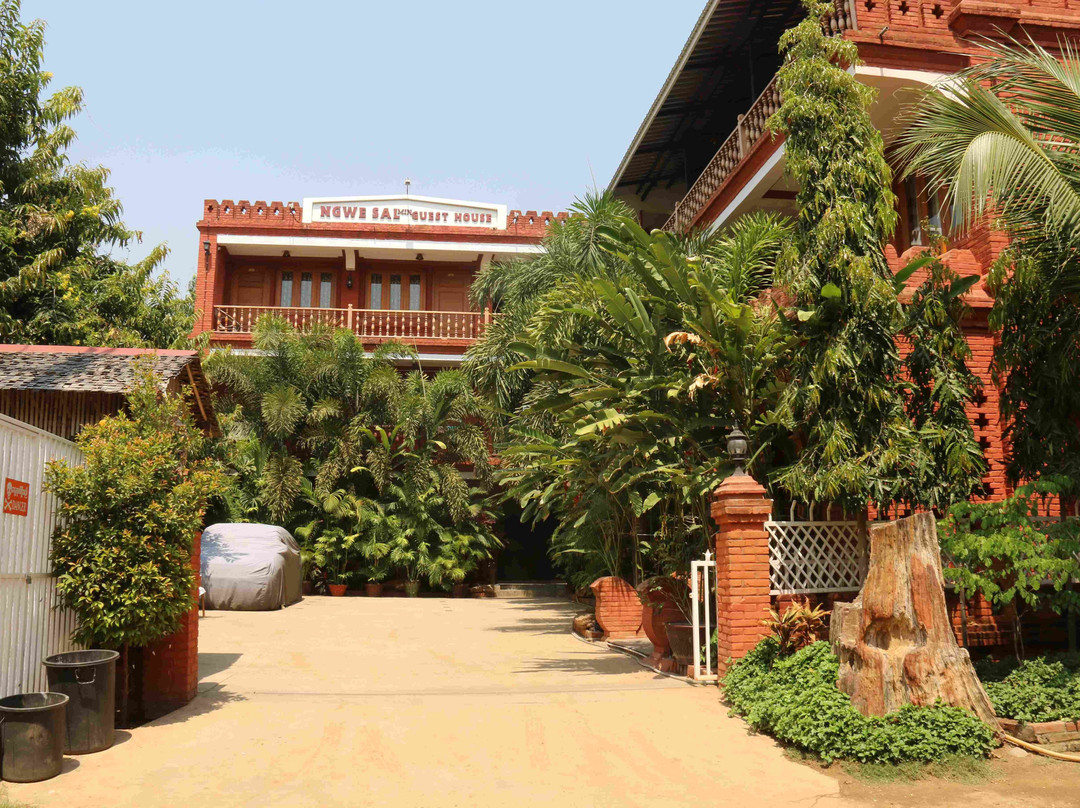 Ngwe Sal Guest House主图